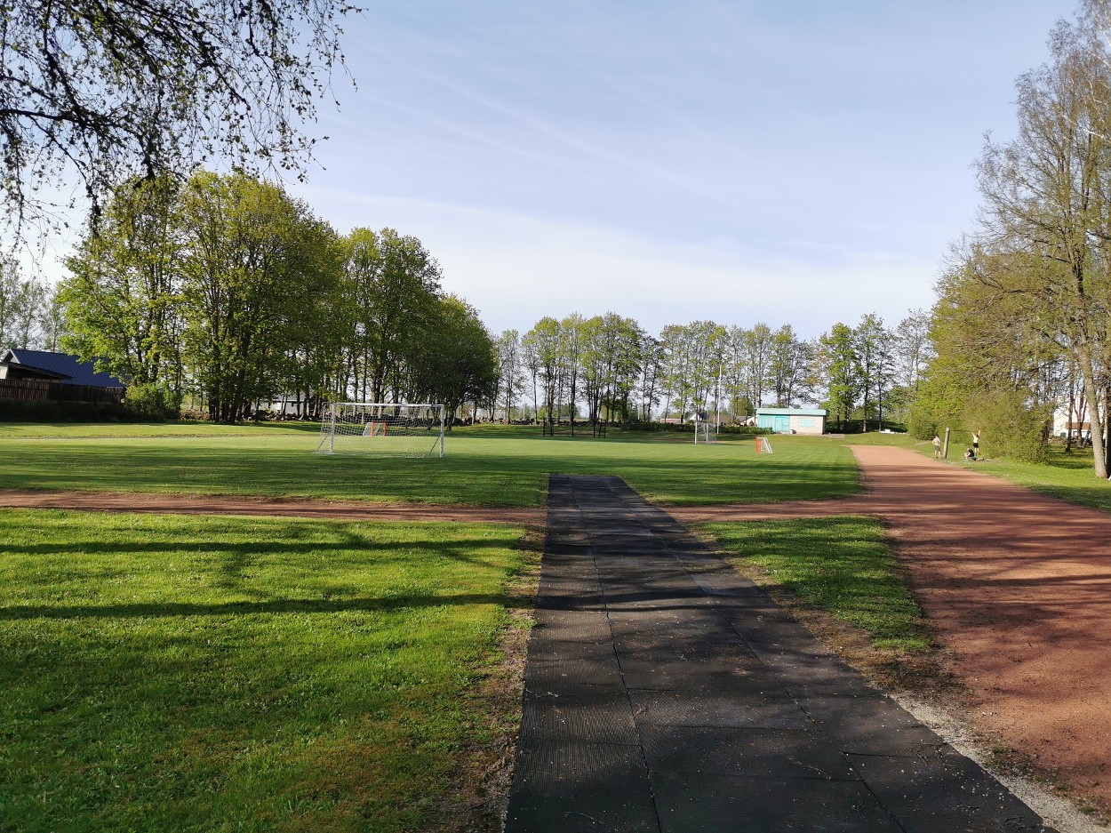 Koeru Keskkooli staadion Koeru Keskkooli staadion